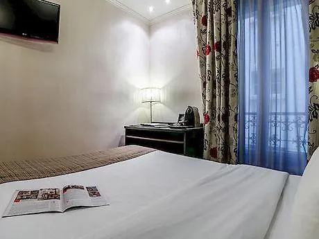 Riviera Opera Cadet Paris