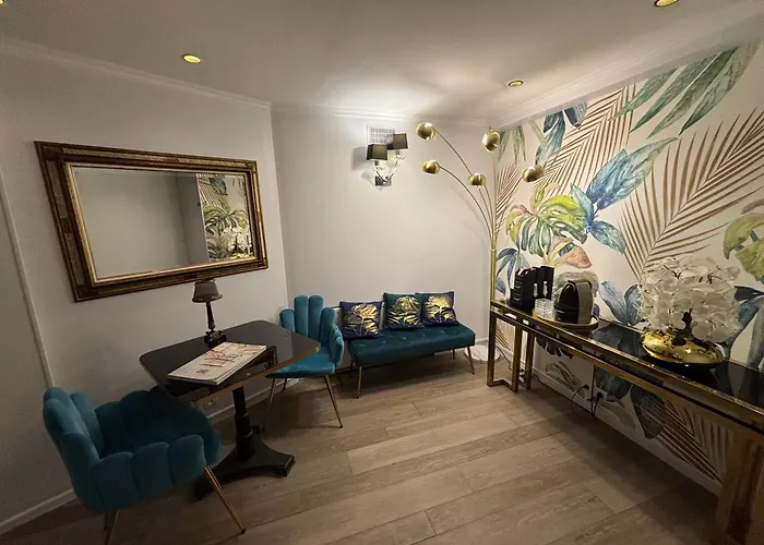 Otel Riviera Opera Cadet