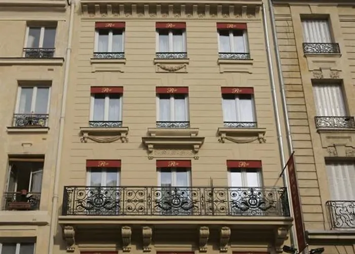 Riviera Opera Cadet 3* פריז