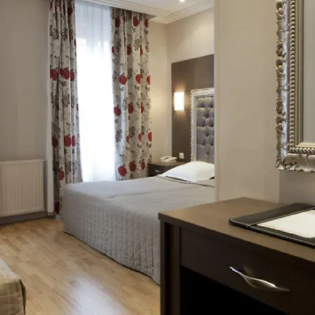 Riviera Opera Cadet 3*