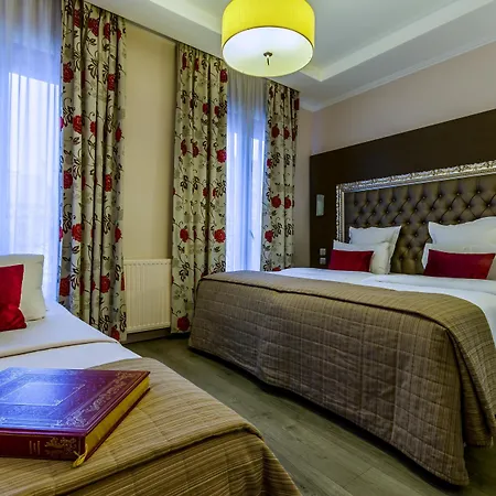 Riviera Opera Cadet Ξενοδοχείο 3*