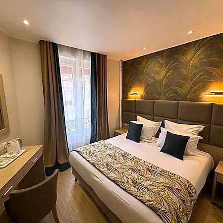 Riviera Opera Cadet Hotel 3*
