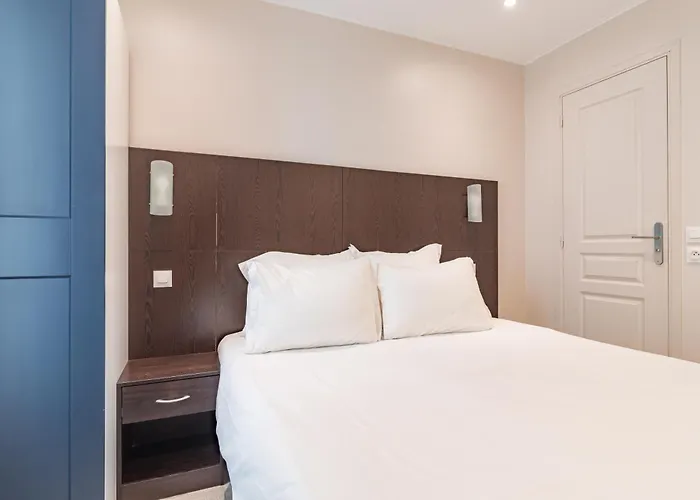 Riviera Opera Cadet 3* Париж