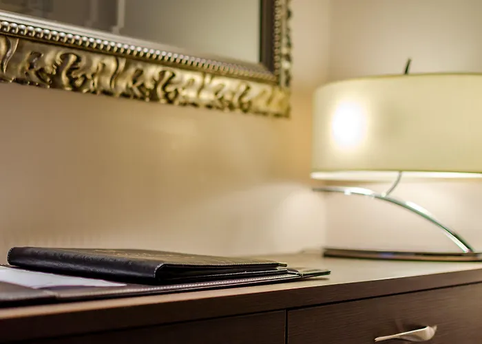 Riviera Opera Cadet 3*