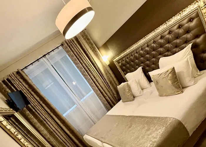 Riviera Renovated 3* Parigi