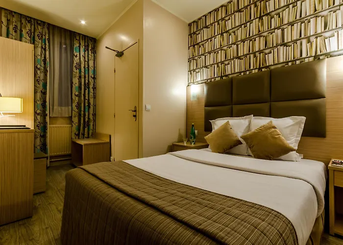 Отель Riviera Opera Cadet Париж