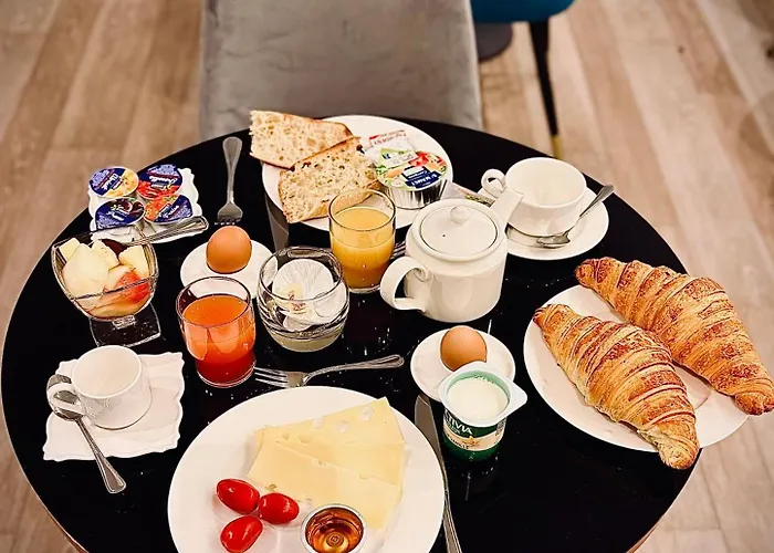 Riviera Opera Cadet 3*