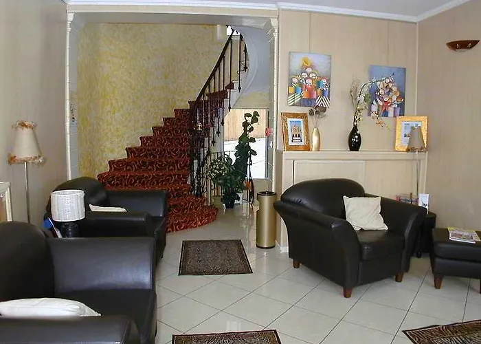 Riviera Opera Cadet Париж