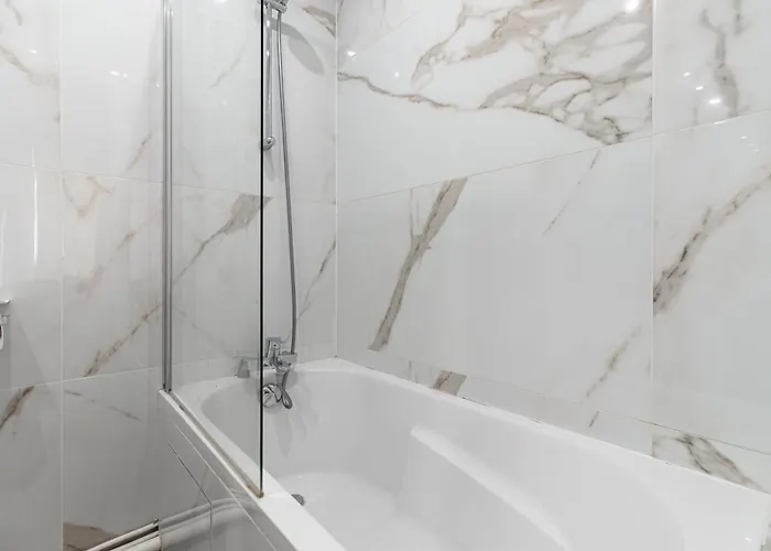 Riviera Opera Cadet Hotel 3*