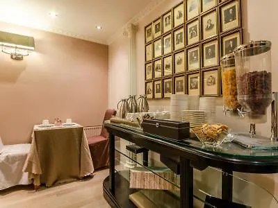 Отель Riviera Renovated