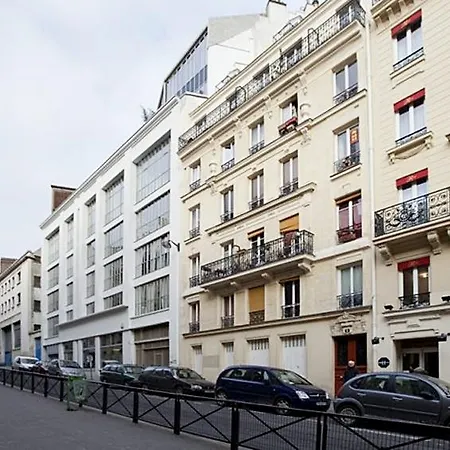 Riviera Renovated Отель Париж