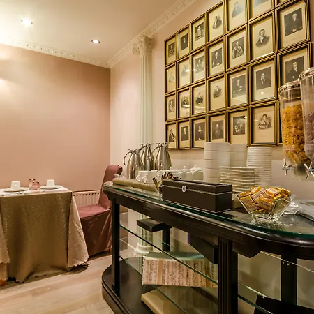 Riviera Renovated