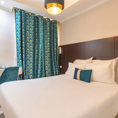 ホテル Riviera Opera Cadet 3*