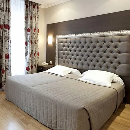 Riviera Opera Cadet Párizs