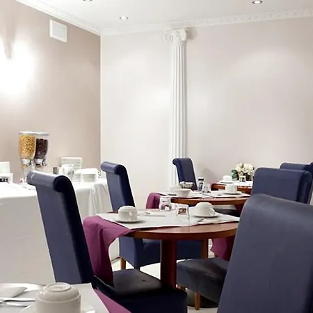 Riviera Renovated Отель Париж