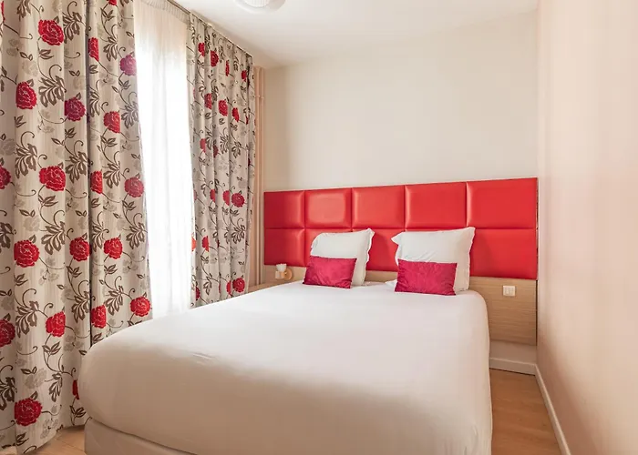 Riviera Opera Cadet Parijs